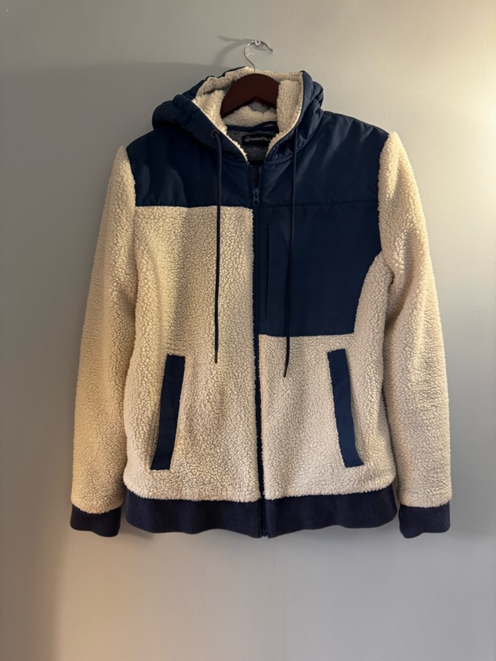 United By Blue Contrast Hooded Sherpa Jacket in Navy & Cream